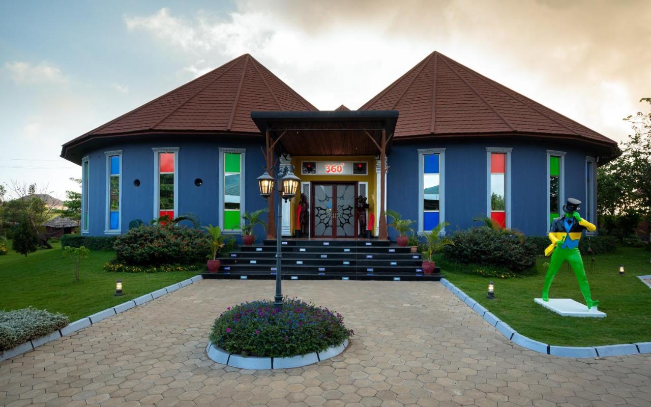 Fun Retreat Resort, Hotel And Ayurveda Spa Arusha Exteriér fotografie